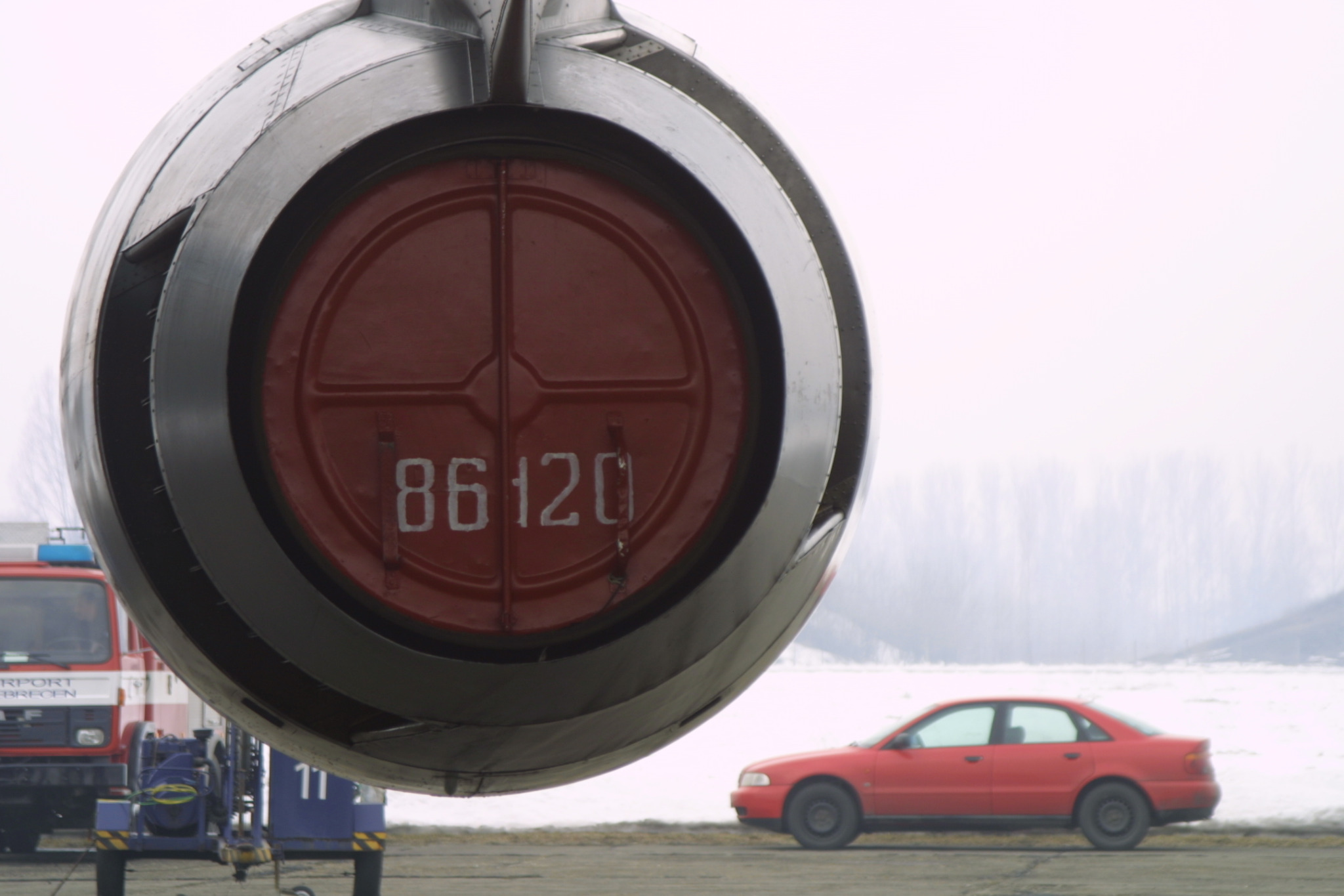 Ilyushin Il-86 engine at Debrecen with Kai-jens Meyer's red Audi in the background