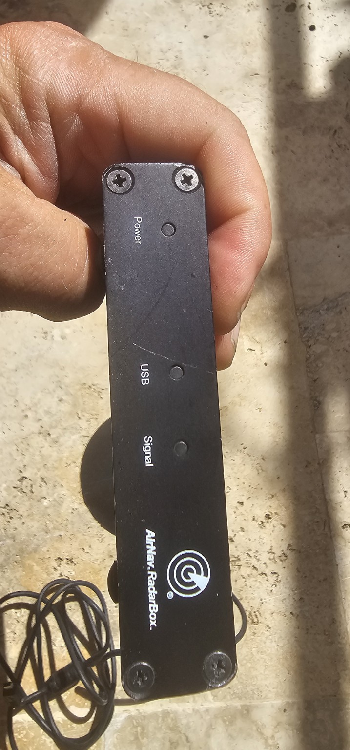 Front panel of the original AirNav RadarBox